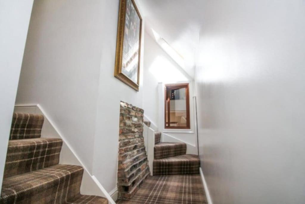 Quirky Cottage In The Historical Town Of Beverley Esterno foto